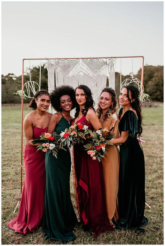 10 Reasons to Love the Mismatched Bridesmaids Dress Look