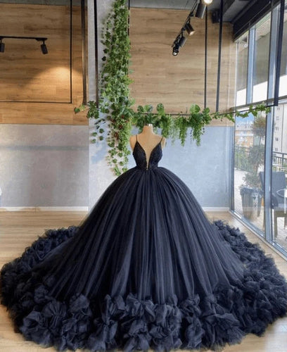 Top 7 Black Wedding Dresses Ideas