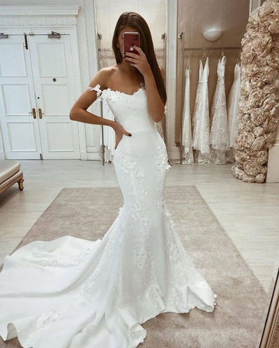 Top 8 Off the Shoulder Wedding Dresses Guide