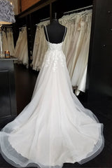 A-Line Lace Beach Wedding Dress Sleeveless