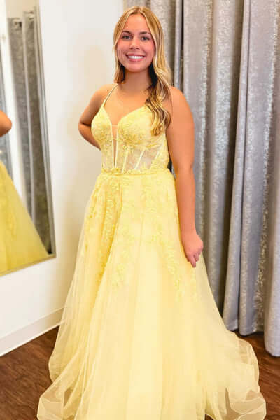 A Line Yellow Plus Size Prom 2025 Dresses V Neck Lace Appliques - MyChicDress