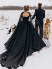 Princess Black Gothic Wedding Dress 3D Flowers Tulle Bridal Gown With Cape