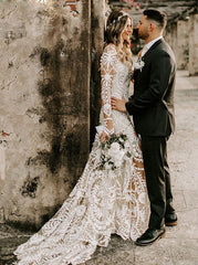 Modest Boho Wedding Dresses Champagne Lace With Long Sleeve V Back