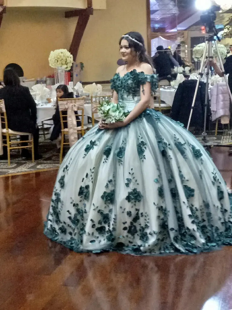 New Off Shoulder 2025 Emerald Green Quinceanera Dress 3D Flowers - MyChicDress