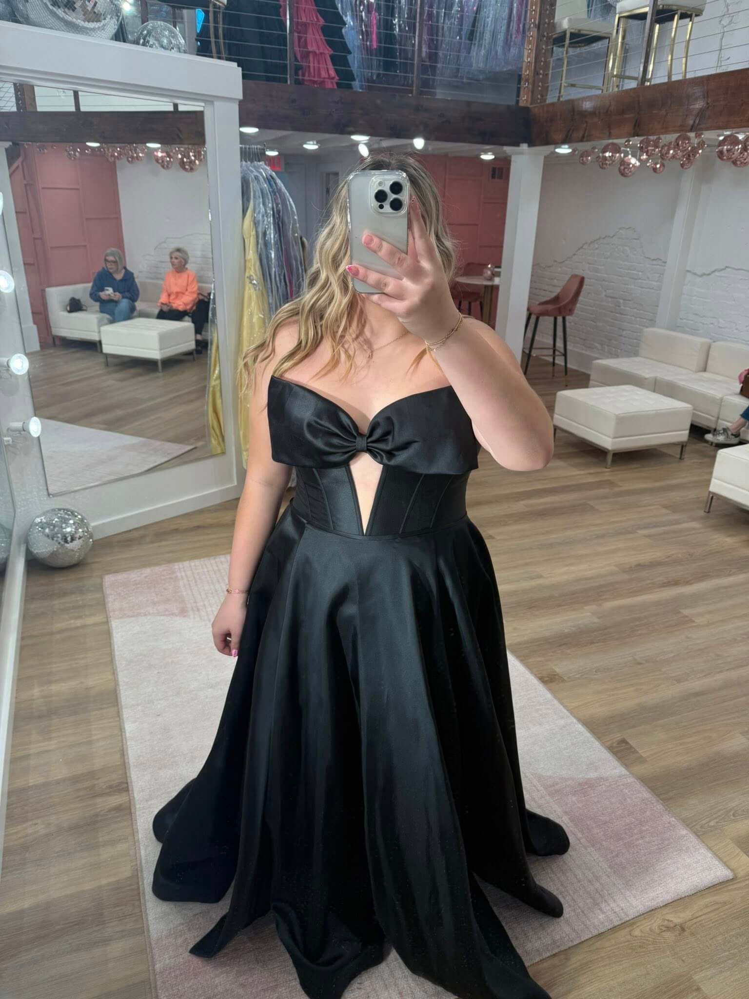 Plus Size Black Satin Prom Dresses Strapless Backless