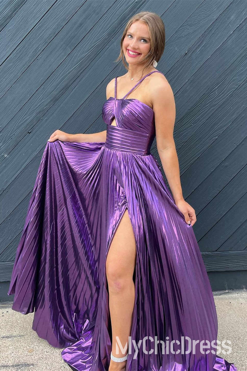 Sexy Metallic Prom Dresses Pleated Long Evening Gown Key Hole Slit