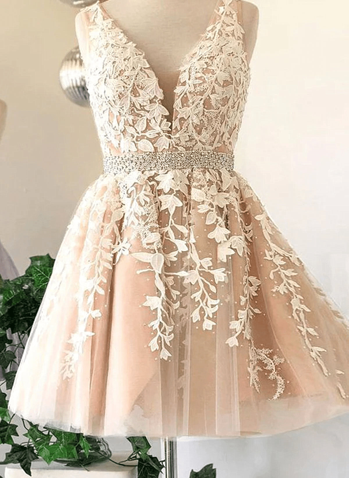 Short A Line Lace Homecoming Dresses V Neck Prom Dresses - MyChicDress