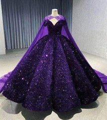 Vestido de noiva preto com lantejoulas brilhantes e capa, ombros de fora, vestidos de baile bufantes
