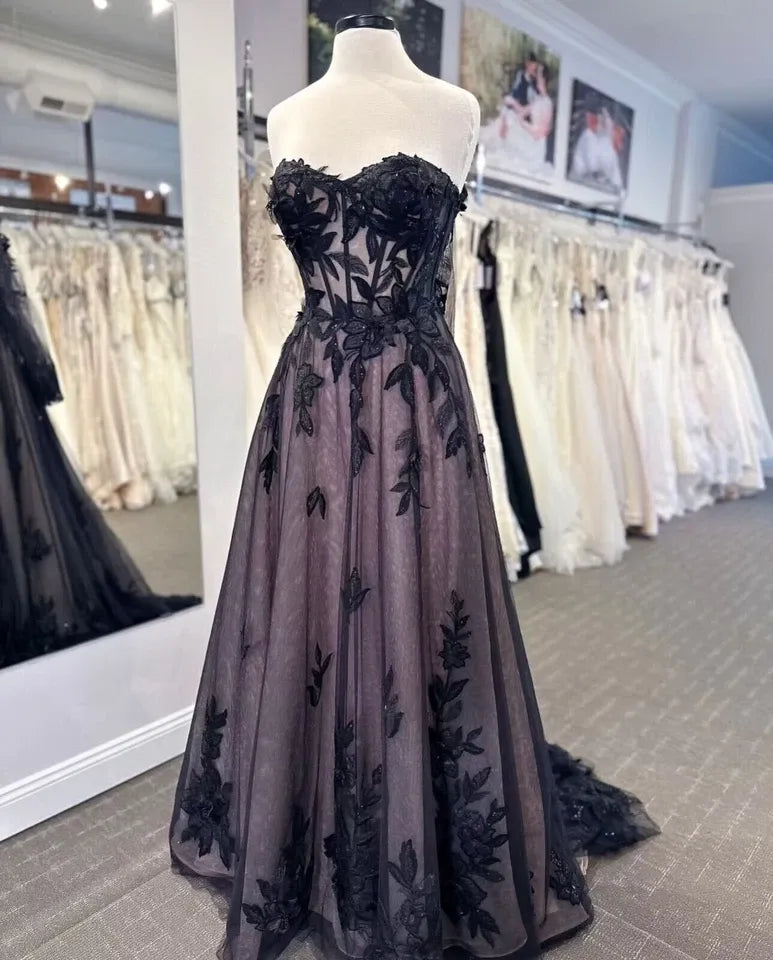 Black lace evening gown A Line Gothic Weddidng Dresses Lace with Detachable Sleeves