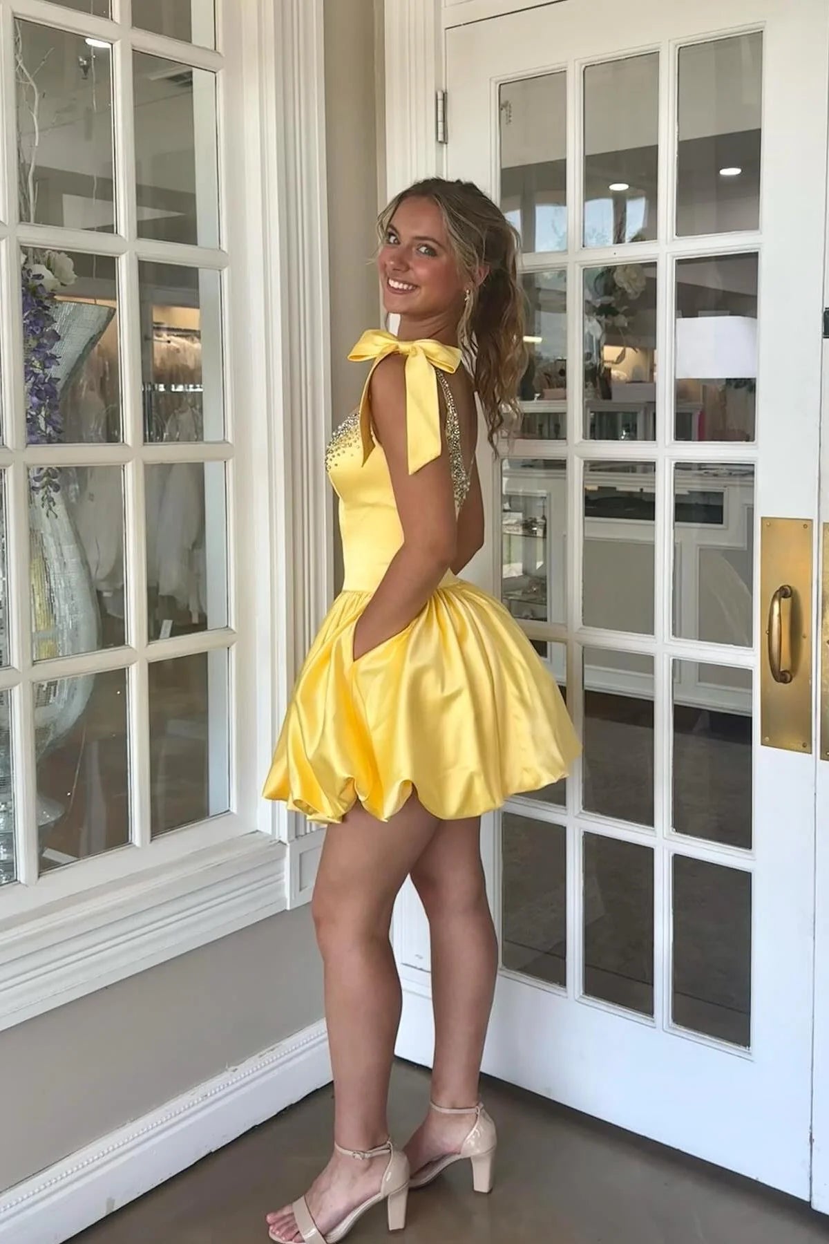 A-line Yellow Homecoming Dresses Short Beaded with Bow Straps