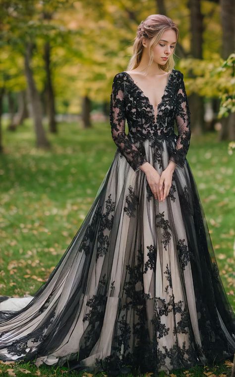 Boho Gothic Lace Black White Wedding Dress Long-Sleeve