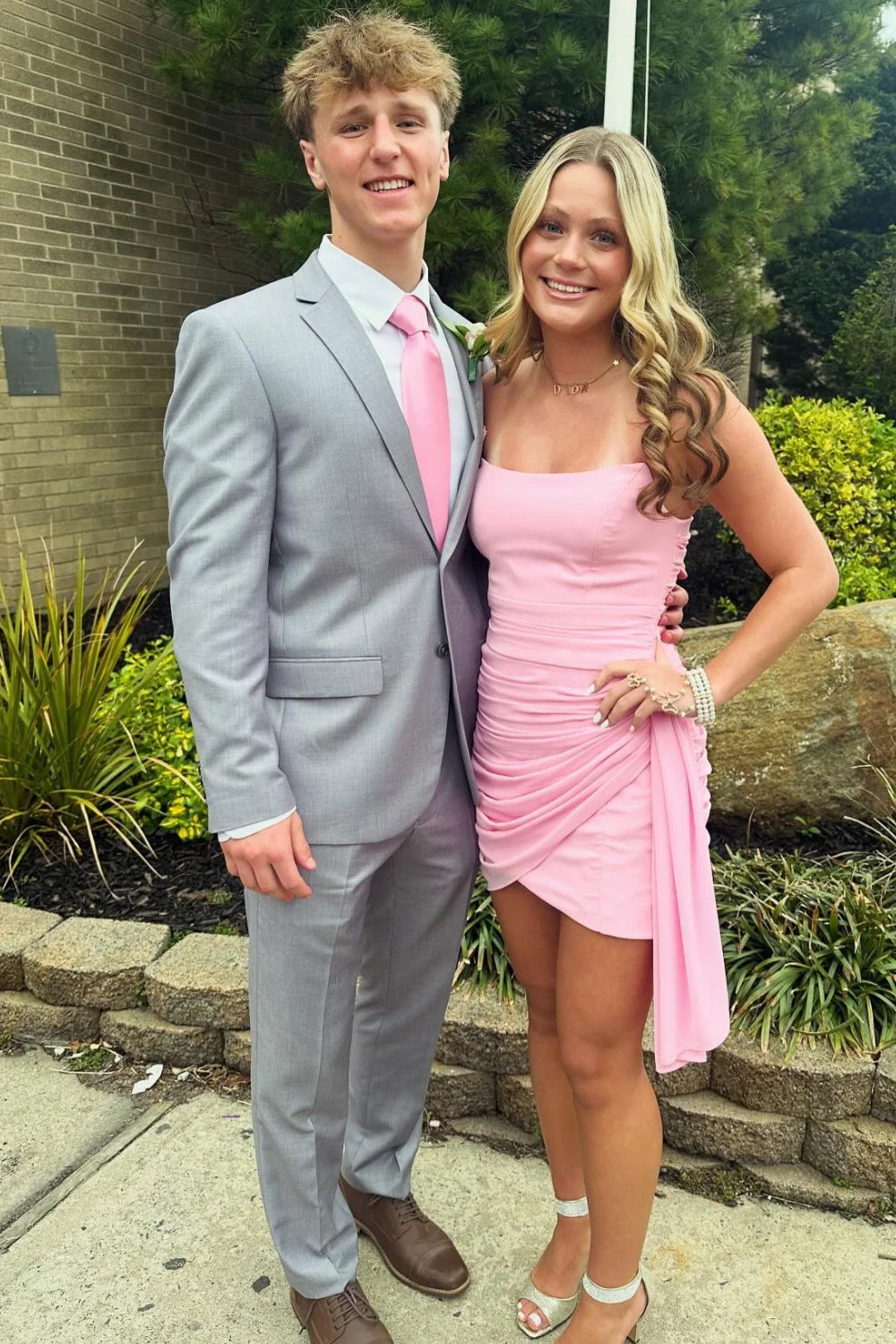 Cheap Short pink Homecoming Dress Strapless Ruched with Showl