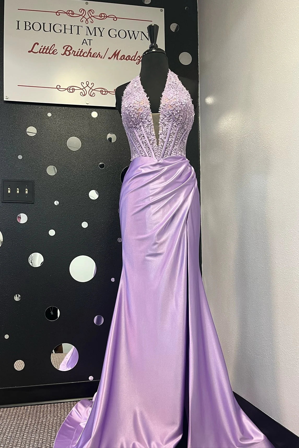 Custom made  Halter Lace Prom Dress Mermaid V-Neck Mychicdress