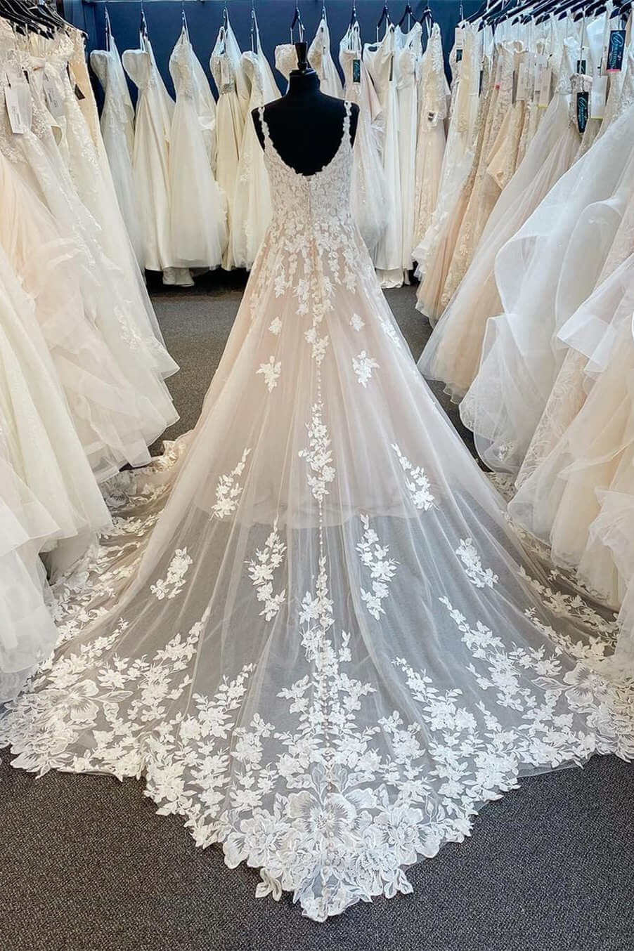 Custom Made Lace Applique Real Wedding Dress for Brides