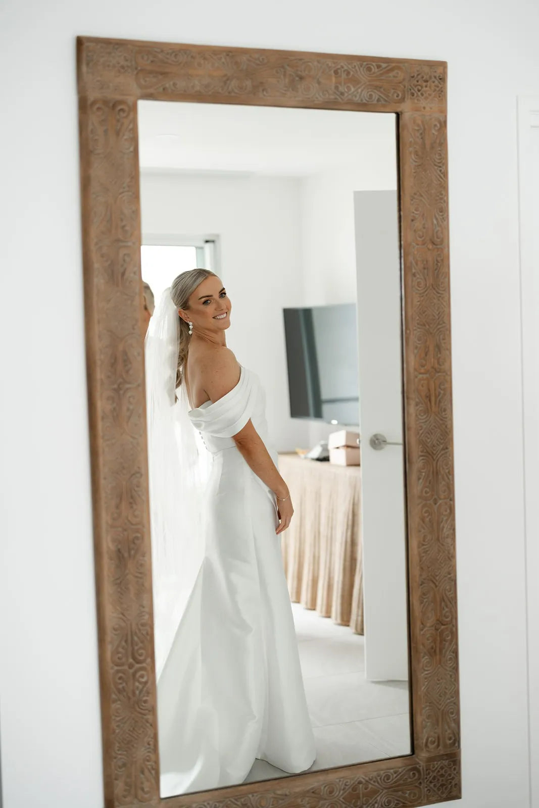 Gorgeous Strapless Beach White Wedding Dress Ruched with Slit