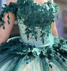 Novo vestido de quinceanera verde esmeralda 2025 com ombros de fora e flores 3D para festa de 15 anos