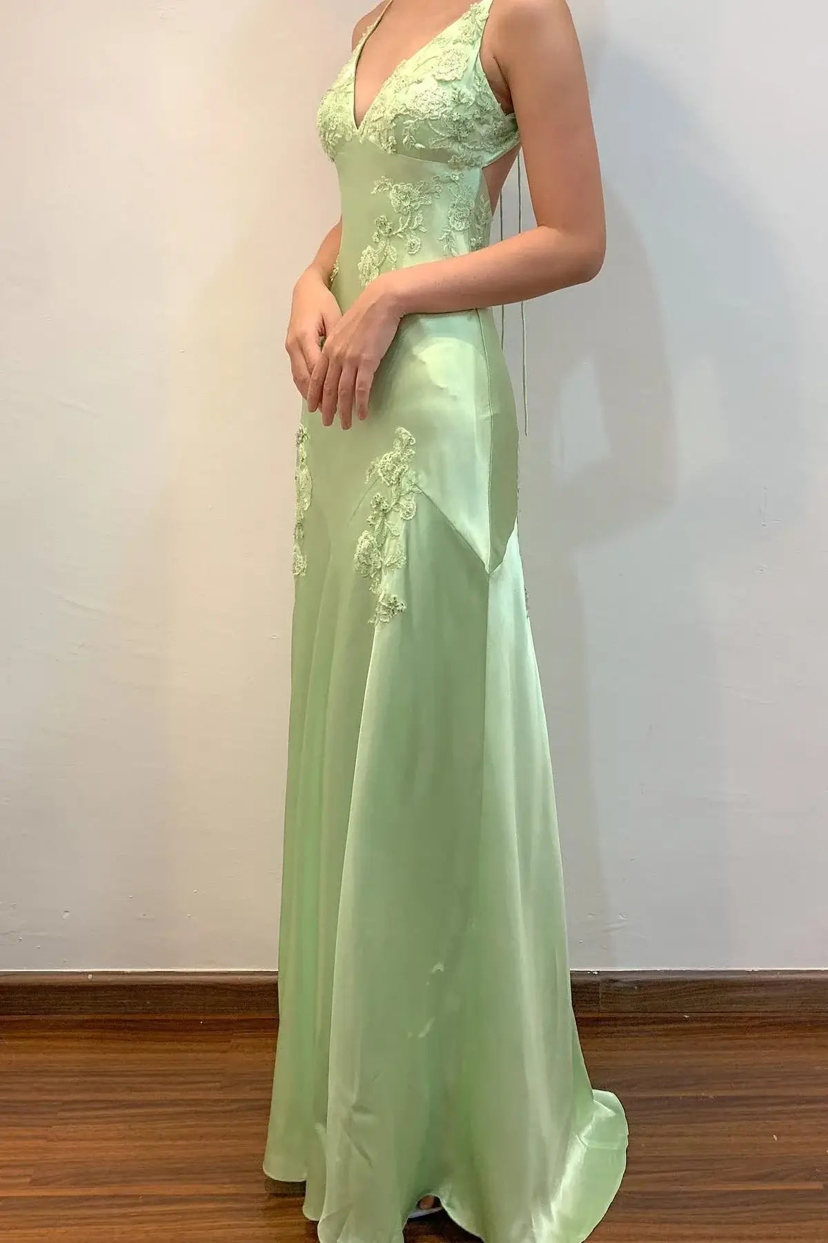 Long Lime Green Wedding Guest Dress Appliques Satin Party Dress