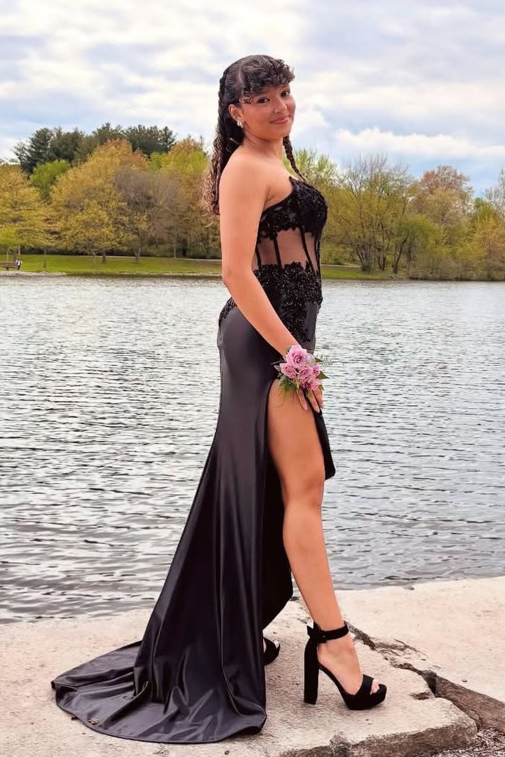 Mermaid Strapless Corset Prom Dress For Black Girls Bateau Sheer Empire