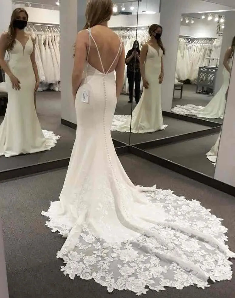 New Sheath V-Neck Long Beach Wedding Dress Lace Appliques Backless