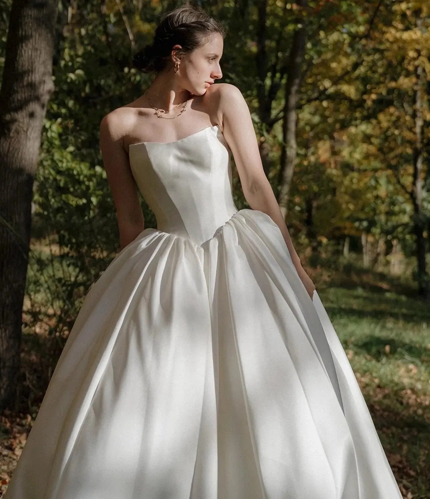 Strapless Basque Waist Wedding Dresses Ball Gown Satin Mychicdress