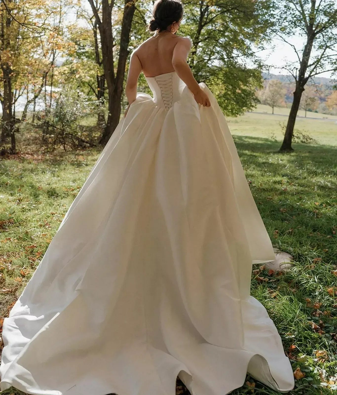 Strapless Basque Waist Wedding Dresses Ball Gown Satin Mychicdress