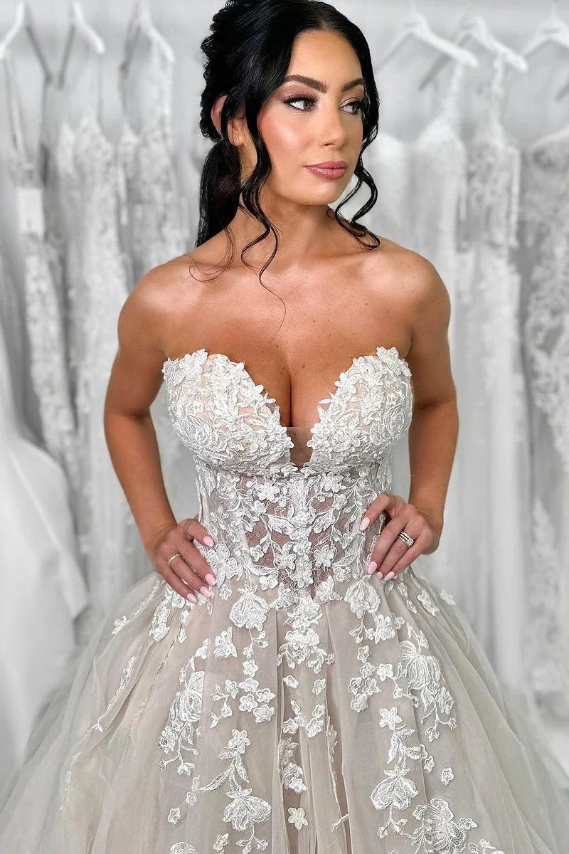 Strapless Lace Basque Waist Wedding Dresses Ball Gown with Appliques Sweetheart