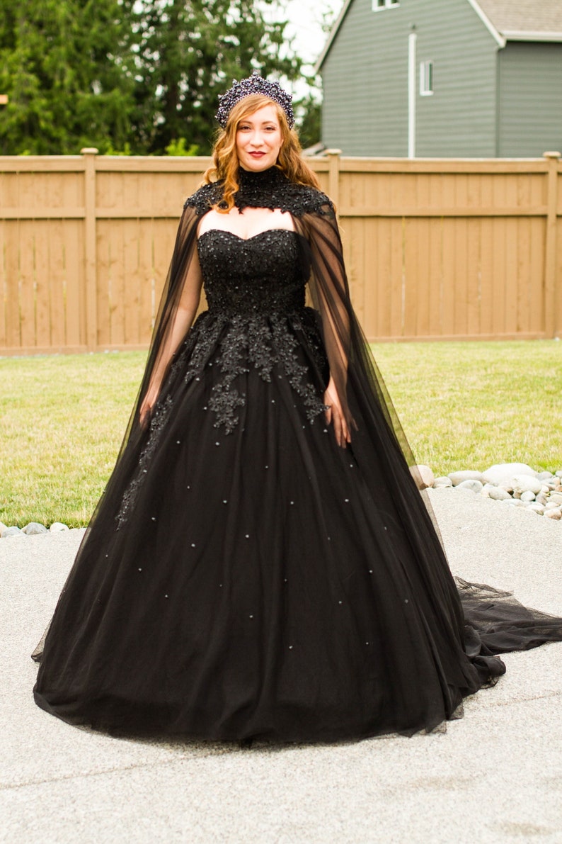 2025 Black Wedding Dresses Crystals Appliques Tulle Cape Brida Wear MyChicDress