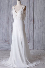 Long chiffon wedding dress