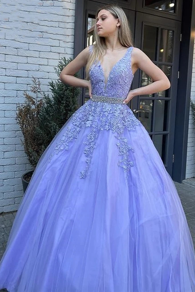 Lavender Lace Prom Dresses Sleeveless V Neck Formal Gowns