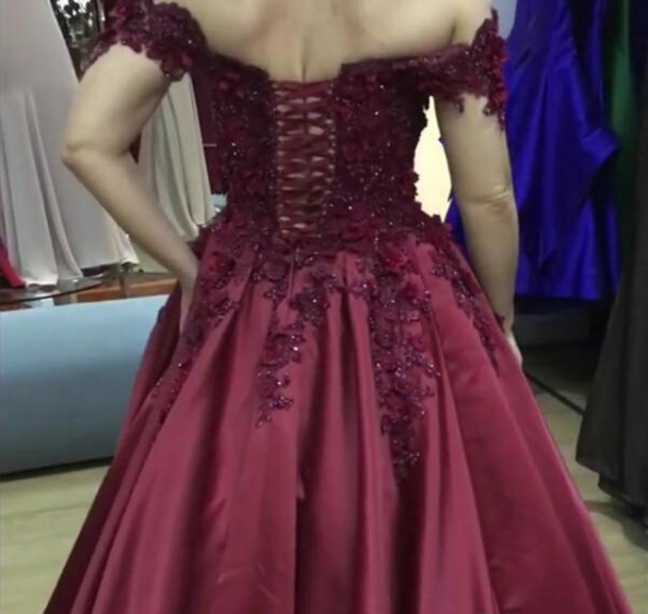 Ball Gown Burgundy Satin Wedding Dresses Off the Shoulder Bridal Wear