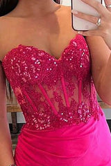 Barato Hot Pink Lace Prom Vestidos Sem Alças Sem Mangas Vestido Formal Com Fenda