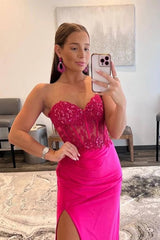 Barato Hot Pink Lace Prom Vestidos Sem Alças Sem Mangas Vestido Formal Com Fenda