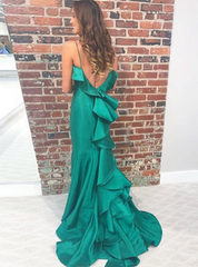 Cheap 2024 Green Prom Dresses UK Satin Wedding Guest Dress Spaghetti Straps Ruffles