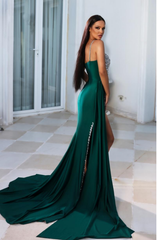 Discount 2025 Crystals Satin Emerald Green Prom Dresses Mermaid One Shoulder MyChicDress