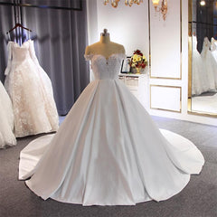 Elegant Ball Gown Ivory Wedding Dresses Off the Shoulder Lace Bridal Wear MyChicDress