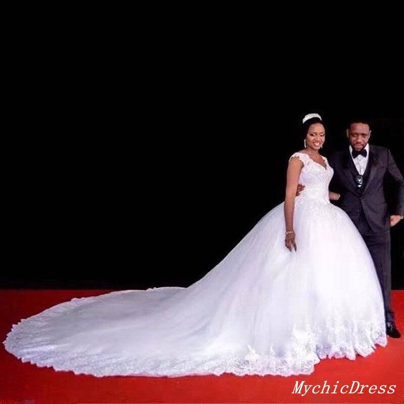 Elegant Princess Lace Wedding Dresses African Ball Gown Sleeveless Bridal Wears MyChicDress