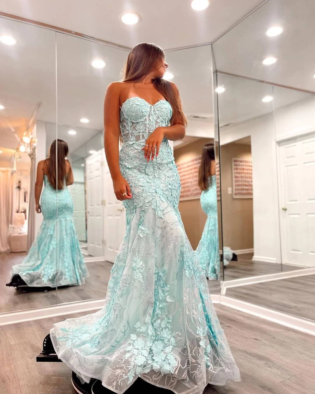 Gorgeous Lace Mermaid Blue 20224 Prom Dresses Sweetheart Long Formal Dress UK MyChicDress