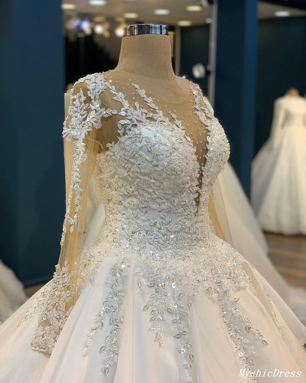 Long Sleeves Lace Applique Vintage Wedding Dresses Ball Gown Bridal Dress MyChicDress