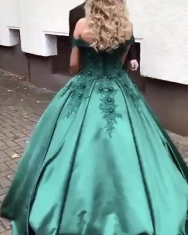 Off Shoulder Emerald Green Sweetheart 16 Quince Dresses Satin Lace Prom Dress MyChicDress