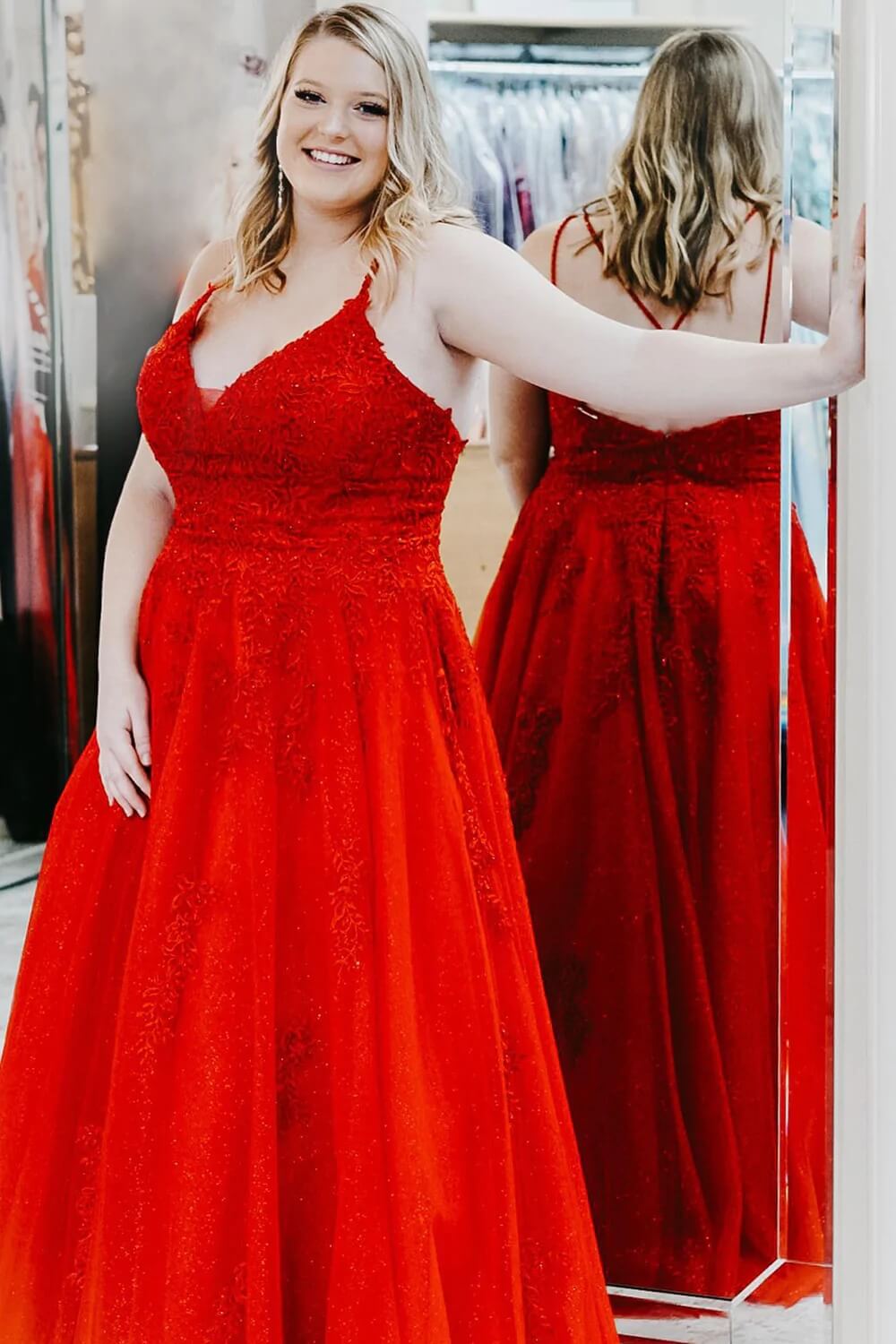 Plus Size Red Lace Prom Dresses 2024 Sleeveless Long with Applique MyChicDress