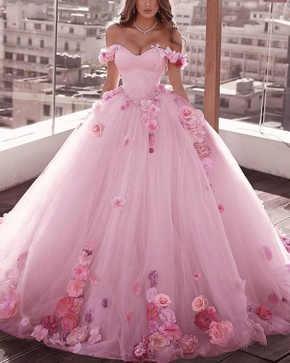 Off Shoulder Floral Flowers Ball Gown Wedding Dresses Tulle Beaded