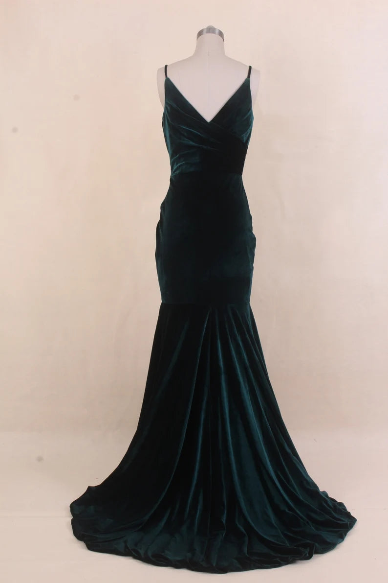 Winter Emerald Green Velvet Bridesmaid Dress V Neck Sleeveless