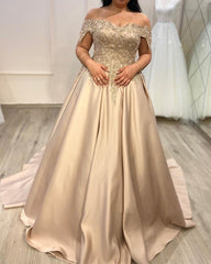 Off The Shoulder Champagne Plus Size Prom Dresses Lace Beaded Evening Gown