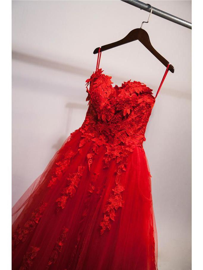 Red Sweetheart Prom Dresses Tulle Applique Ball Gown Quinceanera Dresses